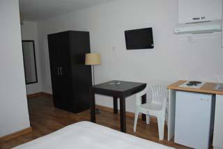 Adonis Florent Aparthotel 3*