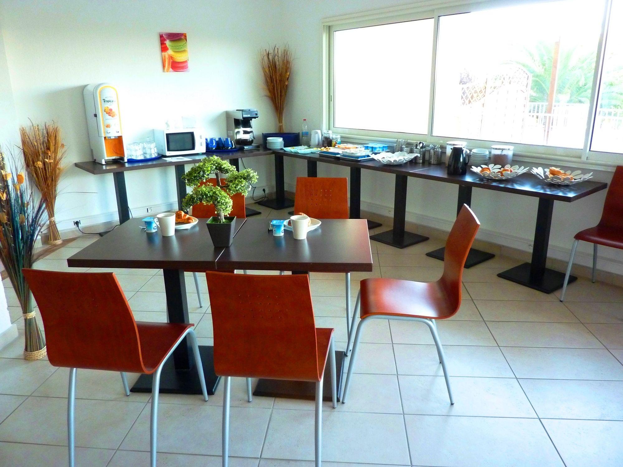 Aparthotel Adonis Florent Saint-Florent (Corsica)