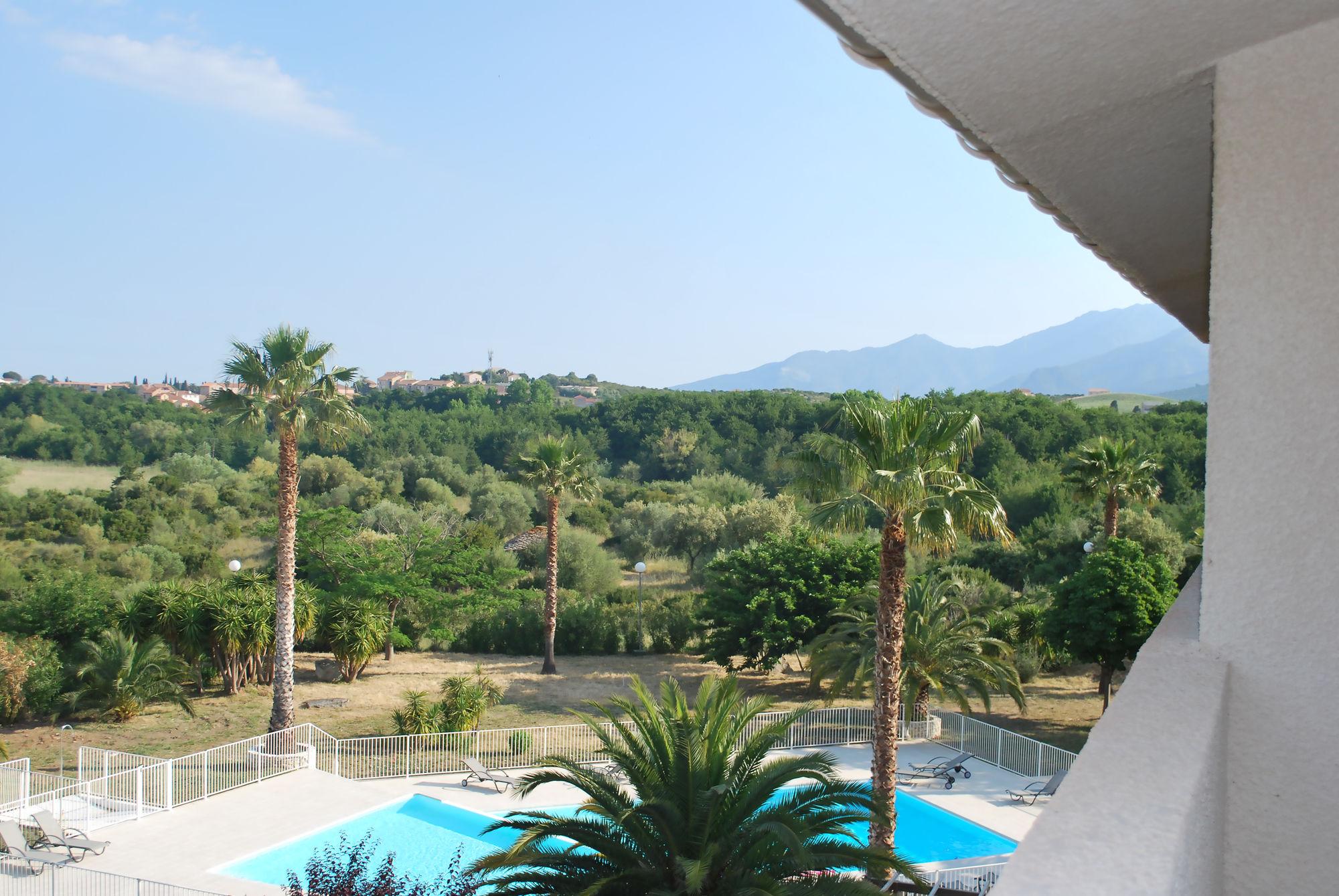 Aparthotel Adonis Florent 3*