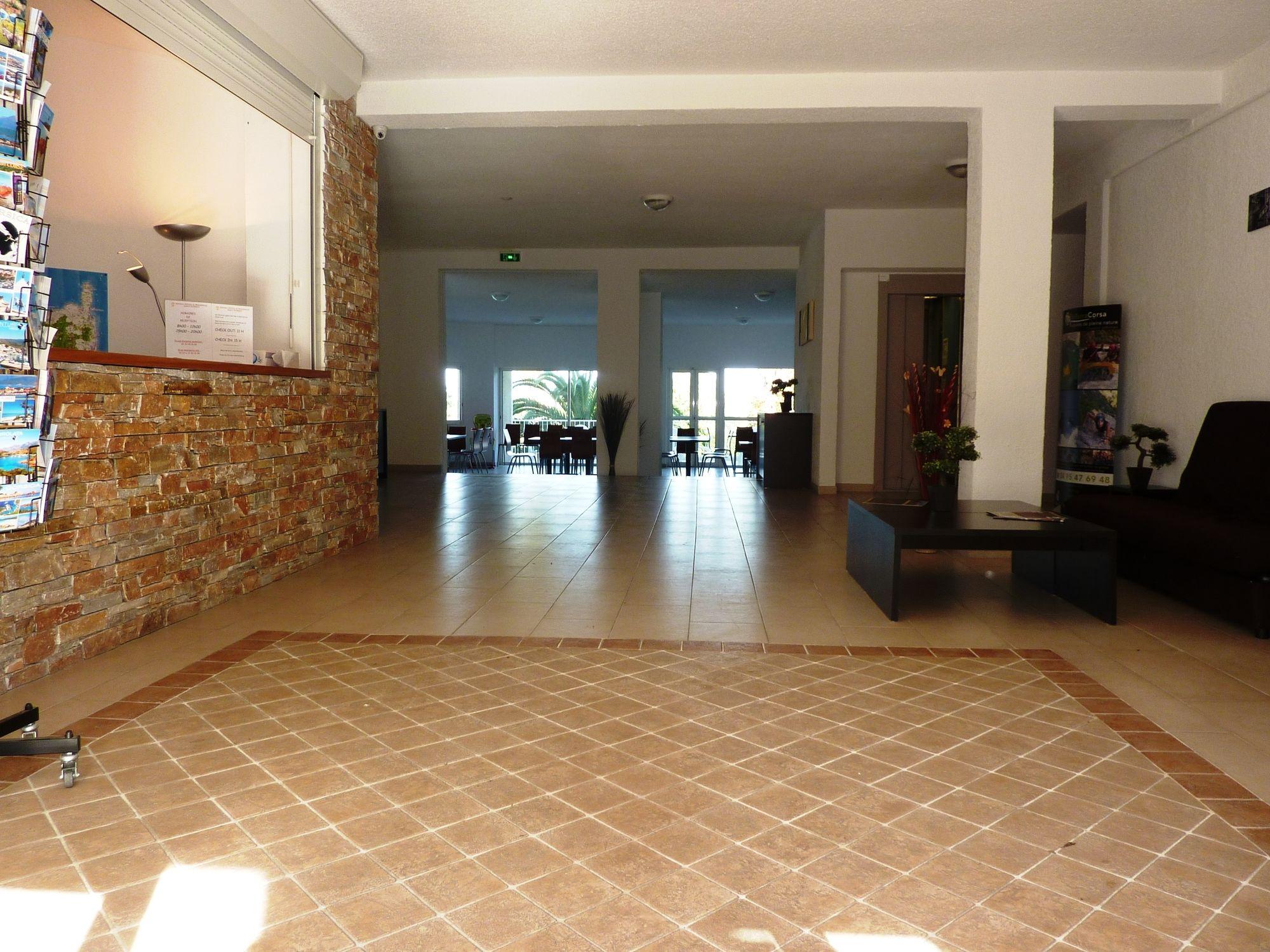 Aparthotel Adonis Florent 3*